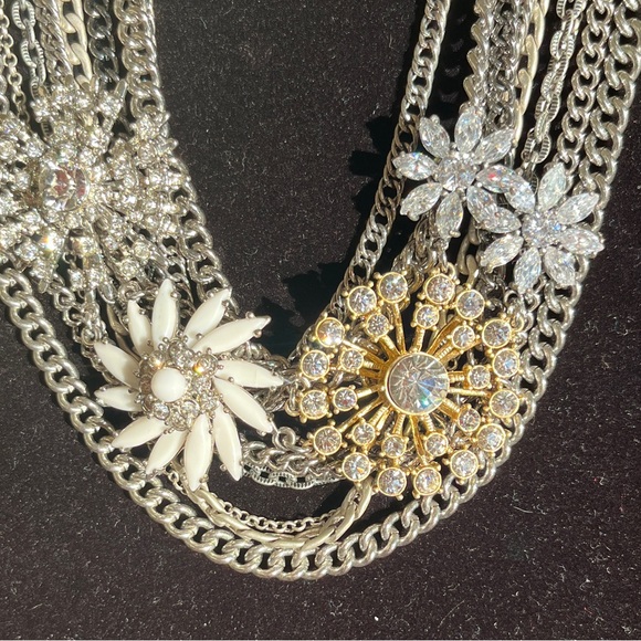 Stunner!! Silver tones & Rhinestones Vintage Multi strand necklace - Picture 2 of 4